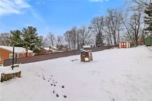 5704 Willow Terrace Dr, Bethel Park, PA 15102 - Photo 33