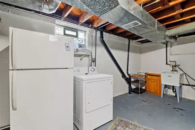 5704 Willow Terrace Dr, Bethel Park, PA 15102 - Photo 31