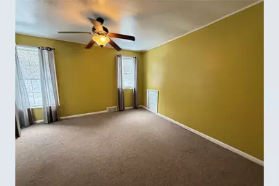 1155 Wall Ave, Pitcairn, PA 15140 - Photo 13