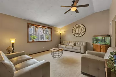 1281 Chapel Rd, Center Township, PA 15061 - Photo 9