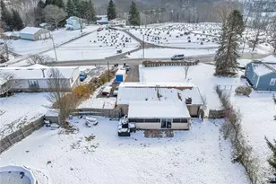 1281 Chapel Rd, Center Township, PA 15061 - Photo 33