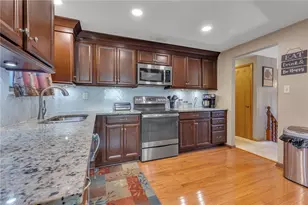 1281 Chapel Rd, Center Township, PA 15061 - Photo 3