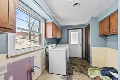 722 Connellsville Ave, Bullskin Township, PA 15425 - Photo 11