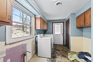 722 Connellsville Ave, Bullskin Township, PA 15425 - Photo 11