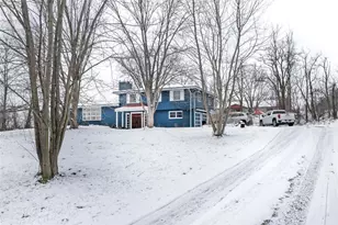 722 Connellsville Ave, Bullskin Township, PA 15425 - Photo 3