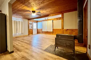 237 Mason St, Cranberry Twp, PA 16374 - Photo 7