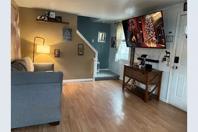 1157 Cloverfield Dr, Pittsburgh, PA 15227 - Photo 15