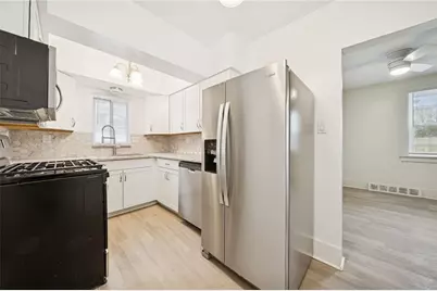 400 Broadway Ave, McKees Rocks, PA 15136 - Photo 7