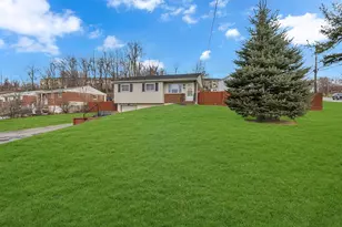 100 Palomino Dr, North Fayette, PA 15071 - Photo 3