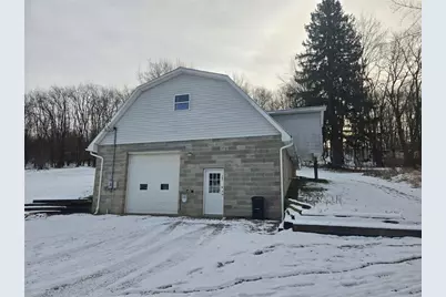 121 Olive St, Karns City Petrolia, PA 16041 - Photo 1