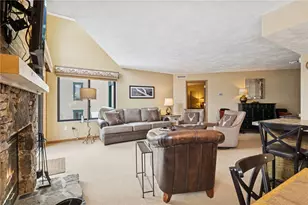 8011 Meadowridge Dr, Seven Springs, PA 15622 - Photo 7