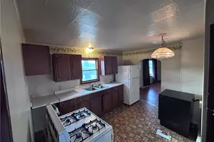 5827 Emlenton Clintonville Rd, Emlenton Boro, PA 16373 - Photo 3