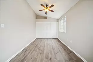 3242 Ward St, Pittsburgh, PA 15213 - Photo 15