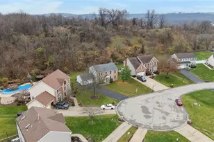 1270 Barnstaple Dr, South Park, PA 15129 - Photo 3