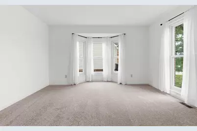 1270 Barnstaple Dr, South Park, PA 15129 - Photo 9