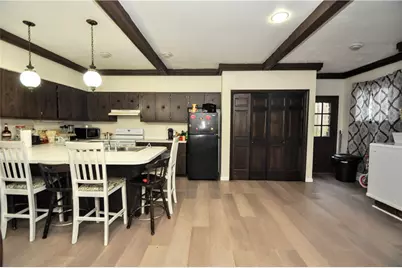 819 Lincoln Ave, Charleroi Boro, PA 15022 - Photo 9