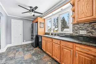 1283 Ashton Rd, Sharon, PA 16146 - Photo 11