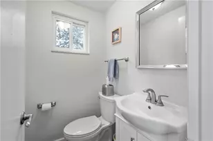 820 Bethany Dr, Pittsburgh, PA 15243 - Photo 11