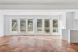 2830 Sussex Ave, Pittsburgh, PA 15226 - Photo 11