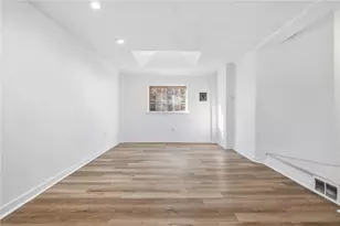 2830 Sussex Ave, Pittsburgh, PA 15226 - Photo 15