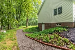 106 Arbor Trail, Slippery Rock, PA 16057 - Photo 11