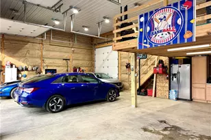 517 Meridian Rd, Twp of But SW, PA 16053 - Photo 7