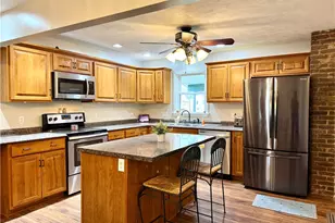 517 Meridian Rd, Twp of But SW, PA 16053 - Photo 11