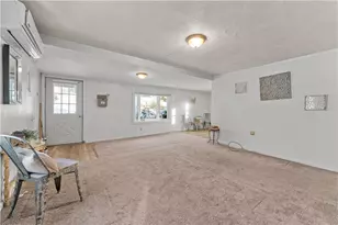 237 Collins Dr, Pittsburgh, PA 15235 - Photo 5