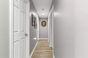 238 Grace Manor Dr, Robinson Twp, PA 15108 - Photo 19