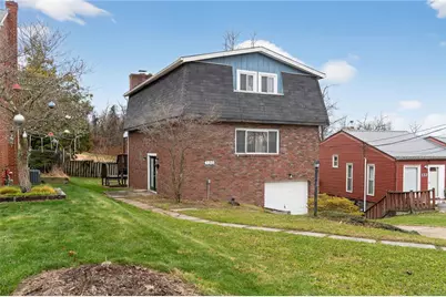 130 Harphen St, Versailles Boro, PA 15132 - Photo 3