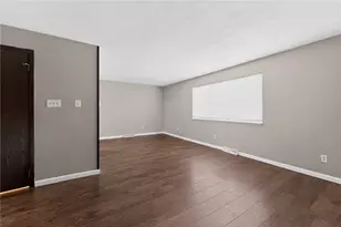 130 Harphen St, Versailles Boro, PA 15132 - Photo 9