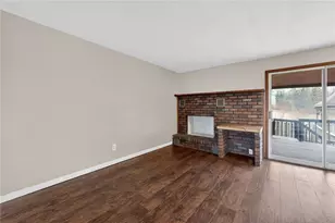 130 Harphen St, Versailles Boro, PA 15132 - Photo 5