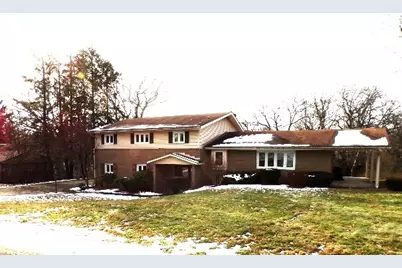 114 Duncan Circle, Brighton Township, PA 15009 - Photo 3