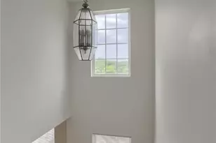 219 Grace Manor Dr, Robinson Twp, PA 15108 - Photo 9