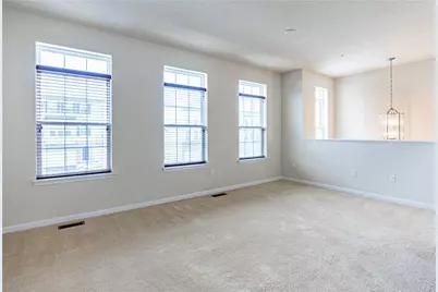 10 Roosevelt Dr, Kennedy Township, PA 15136 - Photo 3