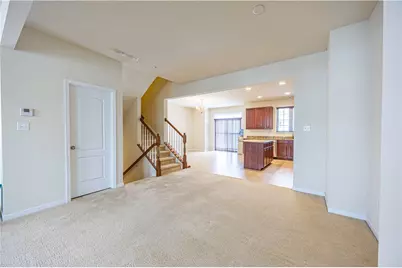 10 Roosevelt Dr, Kennedy Township, PA 15136 - Photo 5