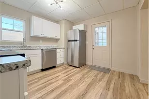 247 Sherman Ave, Vandergrift, PA 15690 - Photo 17