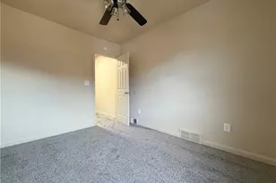 247 Sherman Ave, Vandergrift, PA 15690 - Photo 25