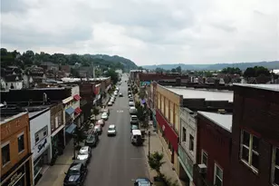 598 Merchant St, Ambridge, PA 15003 - Photo 3