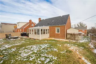 1258 Gallupe Dr, Pittsburgh, PA 15226 - Photo 33