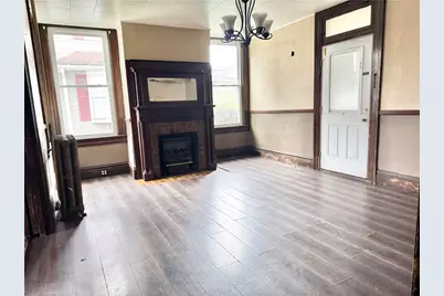 613 Crest Ave, Charleroi Boro, PA 15022 - Photo 9