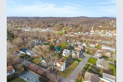 300 Western Ave, Oakdale, PA 15071 - Photo 25