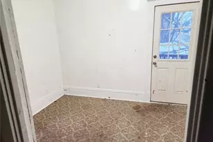 611 Spruce Ave, Sharon, PA 16146 - Photo 11