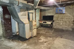 611 Spruce Ave, Sharon, PA 16146 - Photo 19