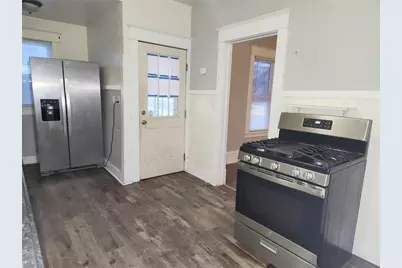 611 Spruce Ave, Sharon, PA 16146 - Photo 9