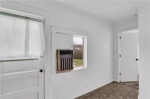 312 Lafferty St, Jeannette, PA 15644 - Photo 21