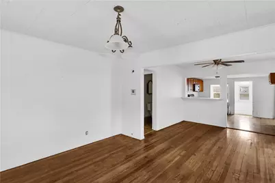 312 Lafferty Street, Jeannette, PA 15644 - Photo 9