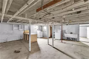 312 Lafferty St, Jeannette, PA 15644 - Photo 25