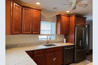 304 Dewey Ave, Washington, PA 15301 - Photo 3