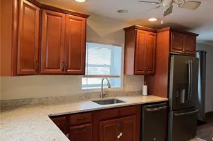 304 Dewey Ave, Washington, PA 15301 - Photo 3